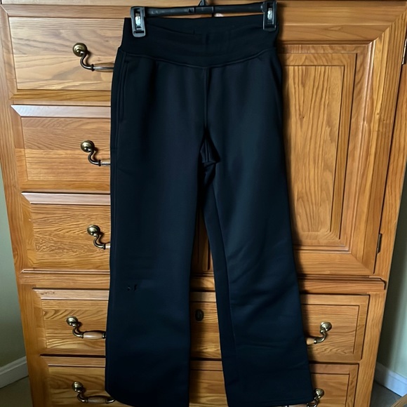 Black Under Armor sweat pants - Picture 1 of 3